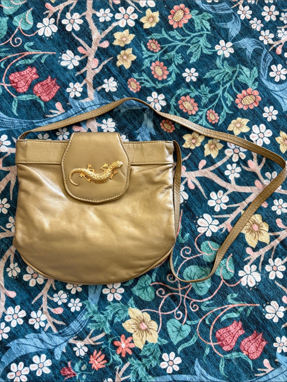 Vintage Gold Leather Crossbody Bag with Lizard Accent